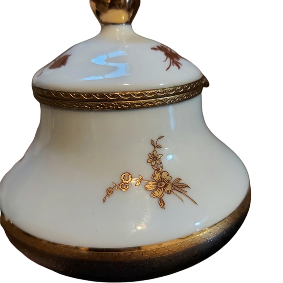 Imperia Limoges Porcelain Trinket Box with 22k Gold Platinum Embellishments - Picture 4 of 6
